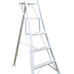 Hendon 2.4m Aluminium 1 Leg Adjustable Tripod Ladder with Platform