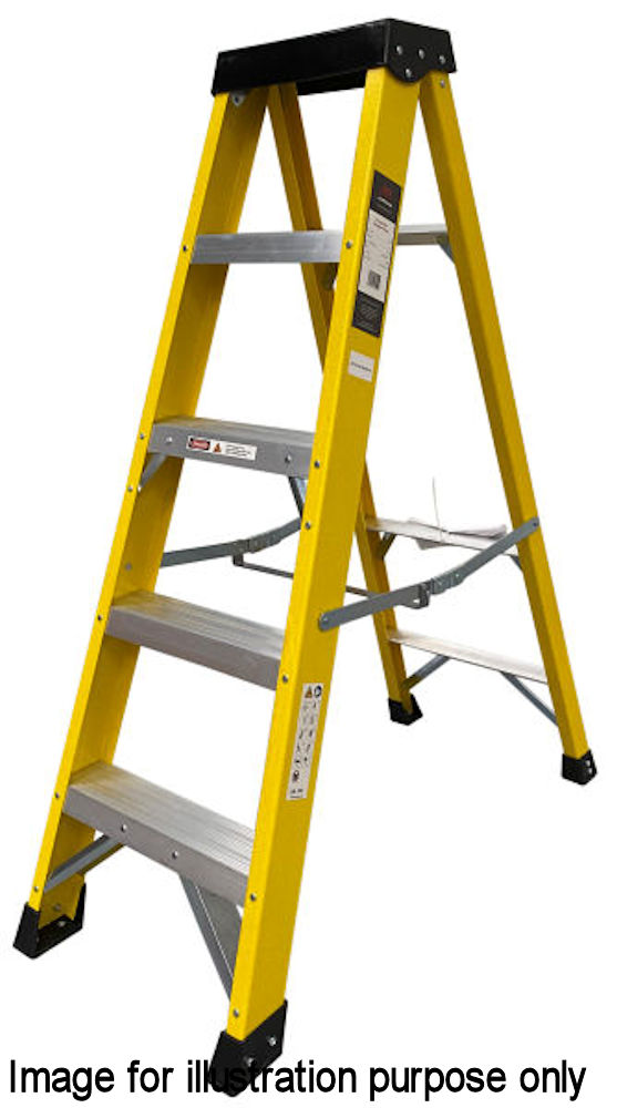 Murdoch EN131 Pro GRP Swingback Steps