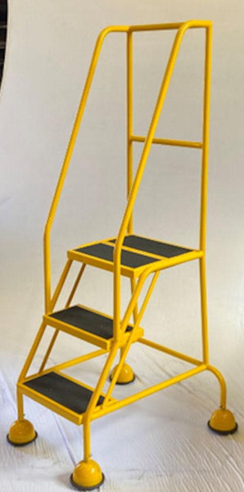 BJDF Series 3 Tread Domed Feet Mobile Safety Step