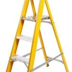Lyte Magnastep 4 Tread Glassfibre Platform Step Ladder