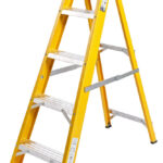 Lyte Magnastep 5 Tread Glassfibre Swingback Step Ladder