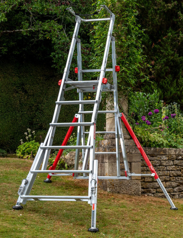 Henchman All Terrain Telescopic Platform