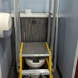 Lyte 2 Tread Glassfibre Cubicle Platform